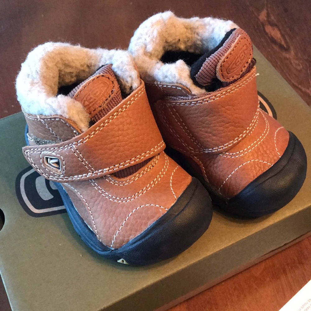New with box Keen Kootenay Toddler Shoes